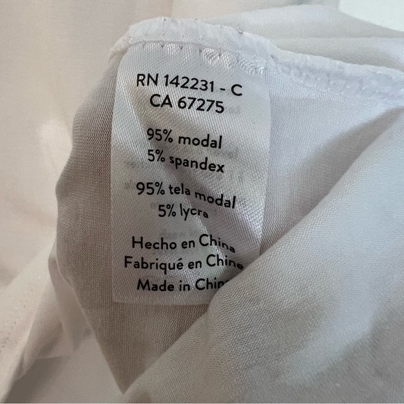 Ripskirt Hawaii Classic Crewneck Tee Shirt White XXL Casual Neutral Coastal - Picture 3 of 5